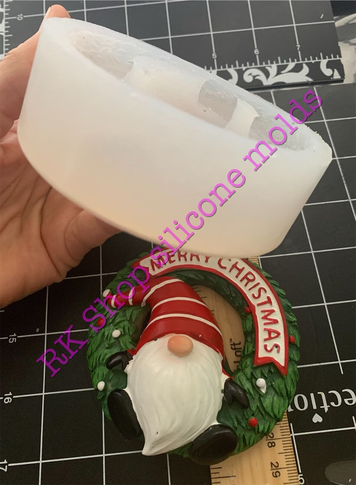 Gnome Christmas wreath silicone mold