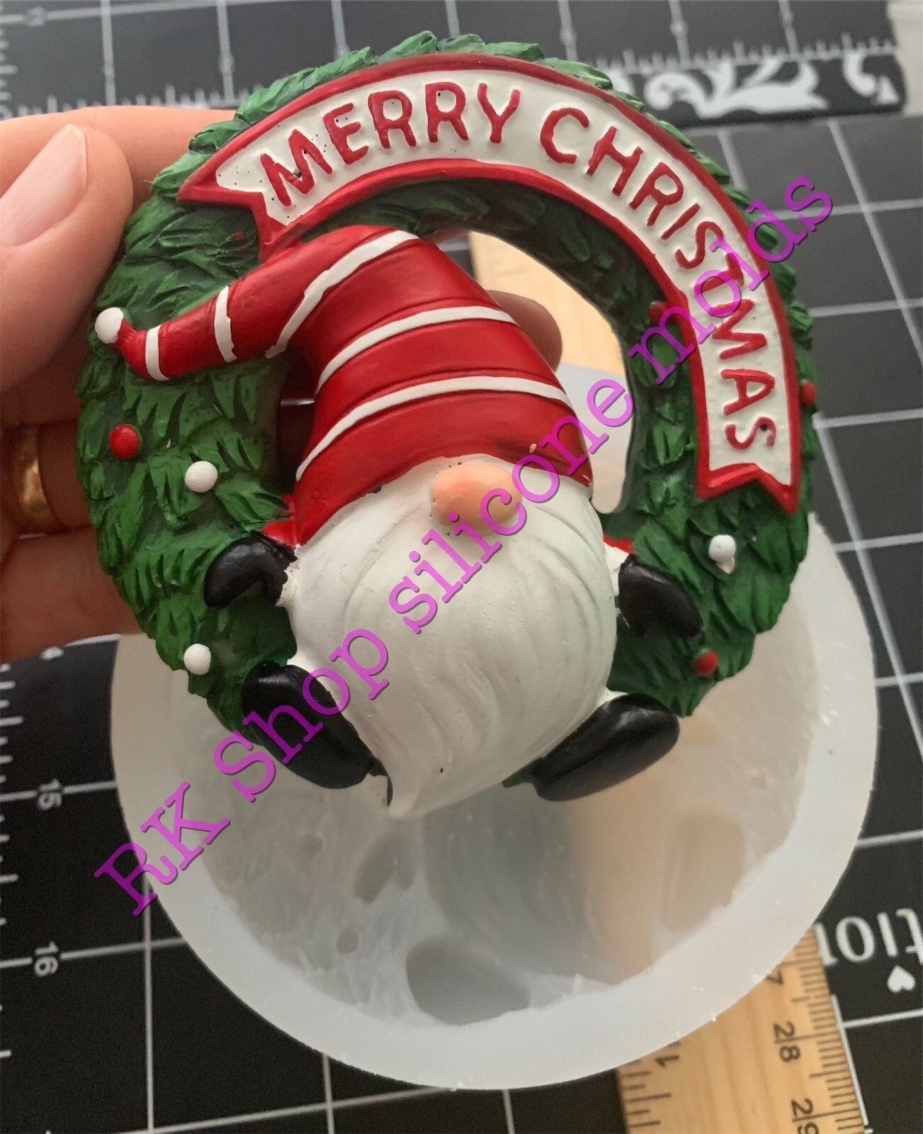 Gnome Christmas Wreath silicone mold