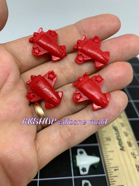 Airplane with star silicone mold for crafts