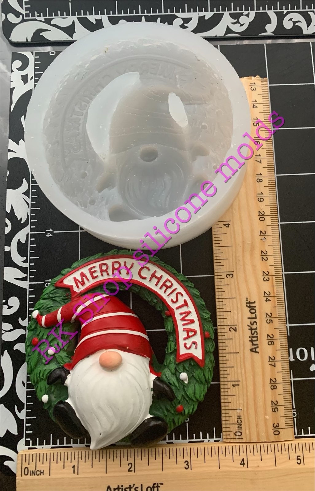 Gnome Christmas wreath silicone mold