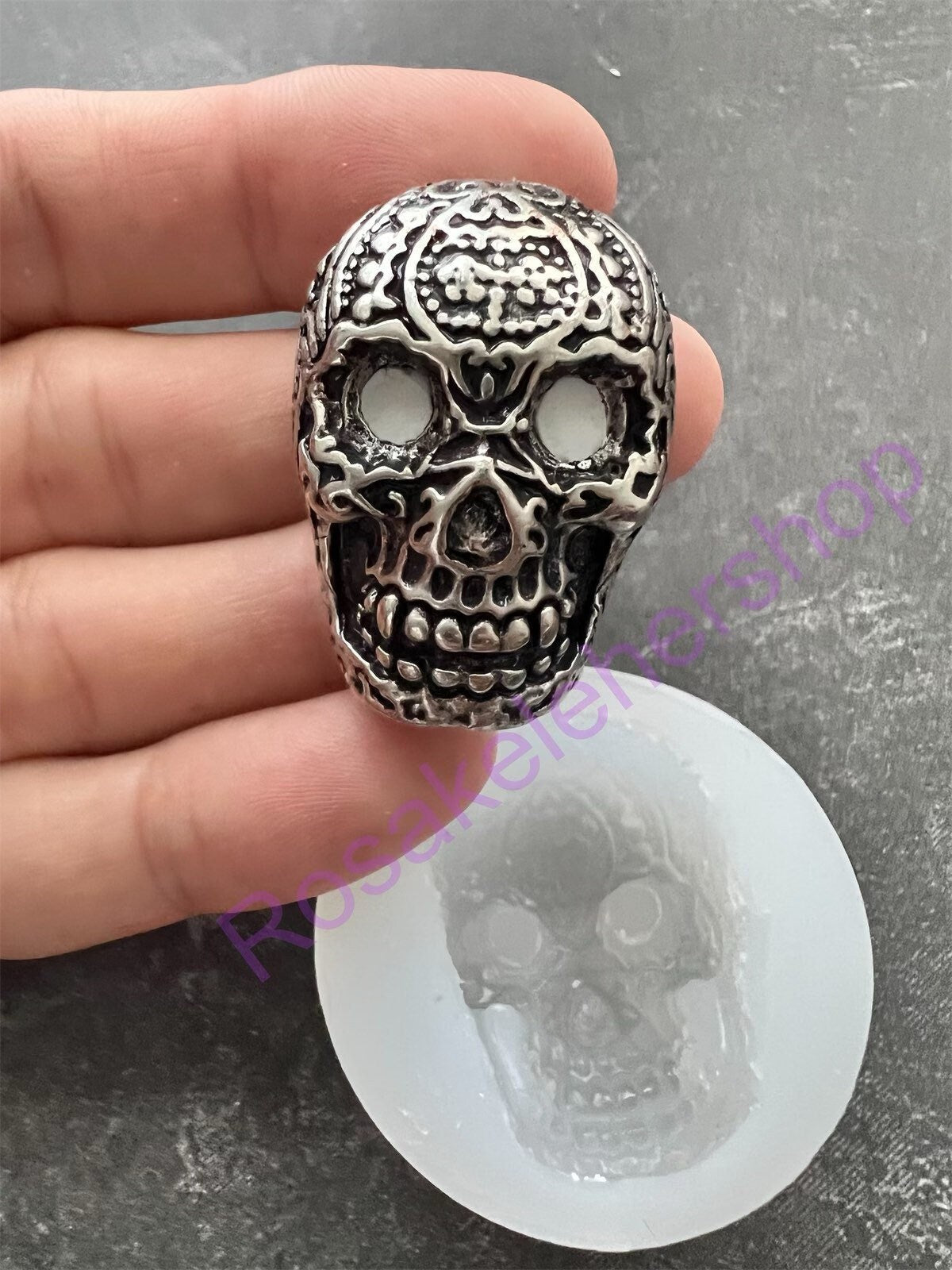 3D Skull Halloween silicone mold for crafts 